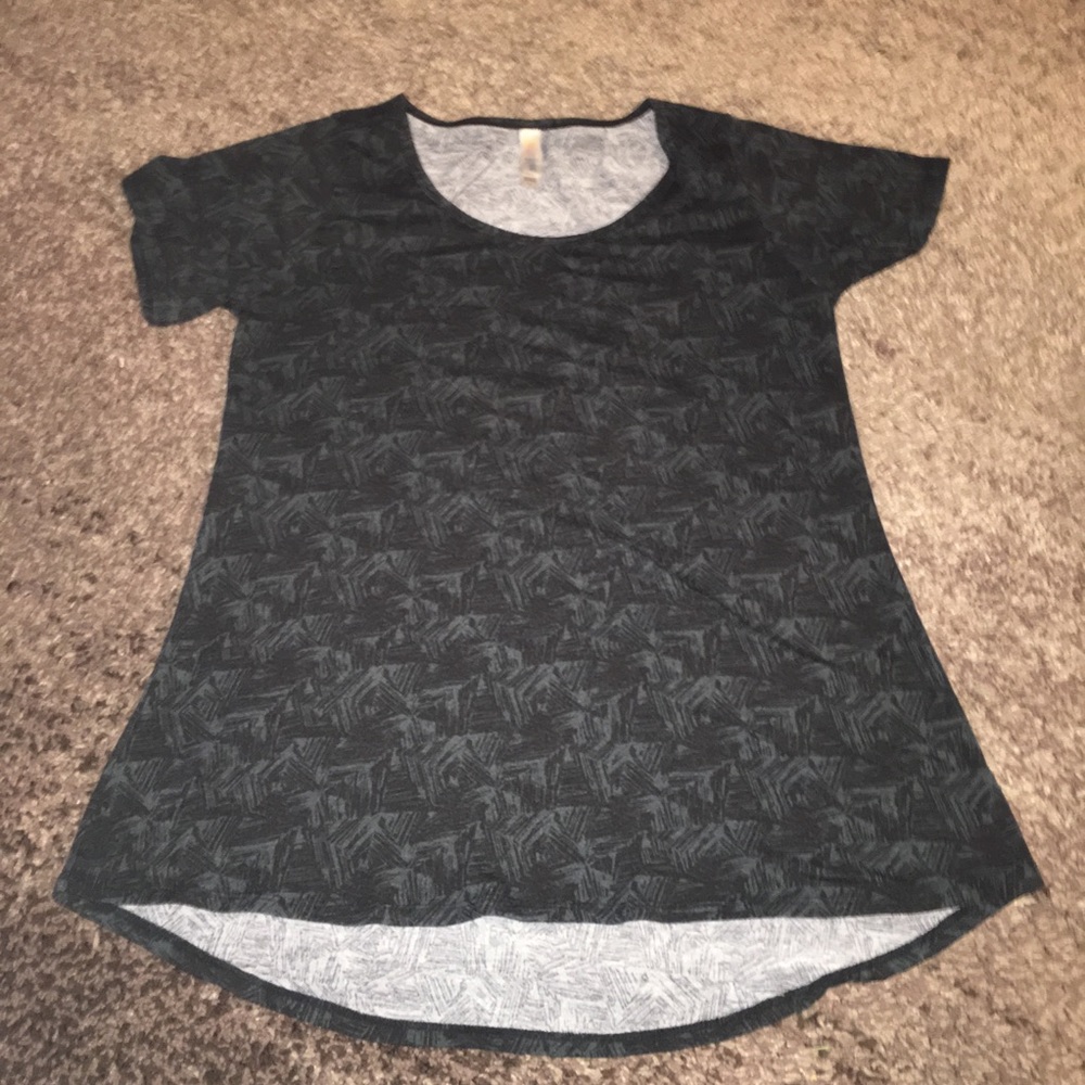 LuLa Roe top